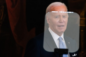 Biden's Teleprompter Goes Out And It Gets Crazy - WATCH